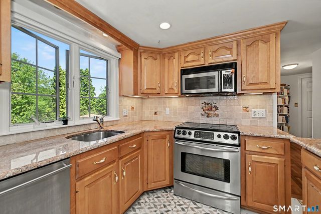 59 Creeping Hemlock Drive, Norwalk, CT 06851