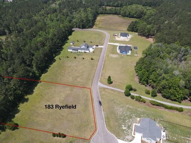183 Ryefield Lane, Ridgeville, SC 29472