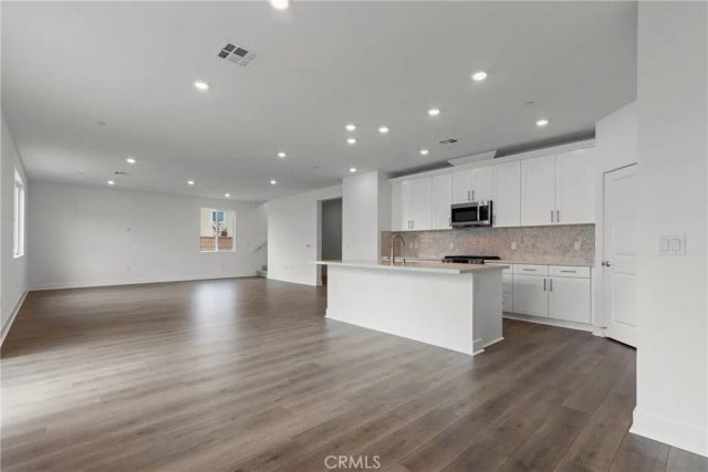 33303 Celadon Avenue, French Valley, CA 92596