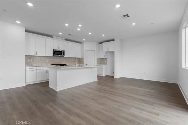 33303 Celadon Avenue, French Valley, CA 92596