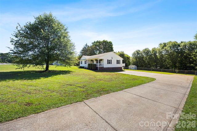 2600 Filbert Highway, Clover, SC 29710