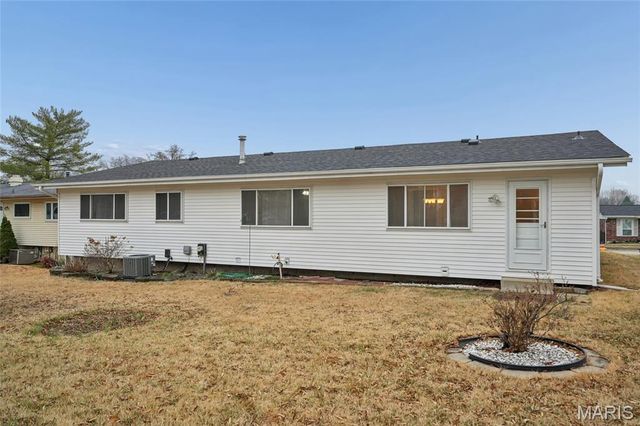 3237 Yorkchester Drive, Unincorporated, MO 63129