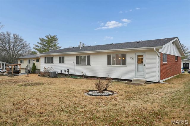 3237 Yorkchester Drive, Unincorporated, MO 63129