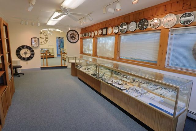 467 Main Street, West Dennis, MA 02670