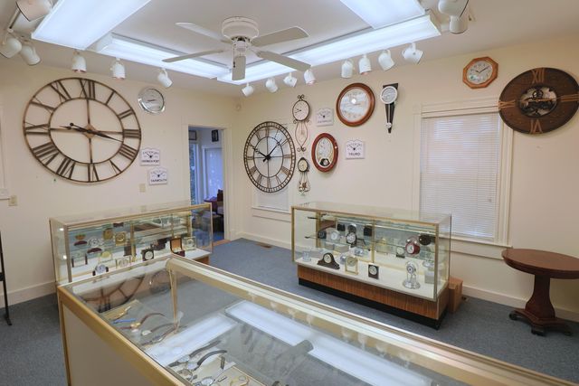 467 Main Street, West Dennis, MA 02670