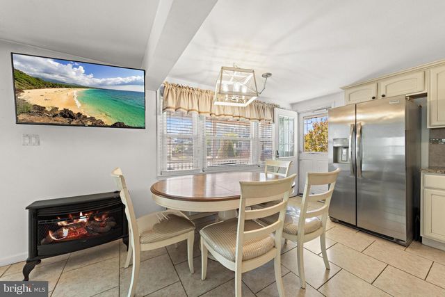 5 E VIRGINIA AVE, Long Beach Township, NJ 08008