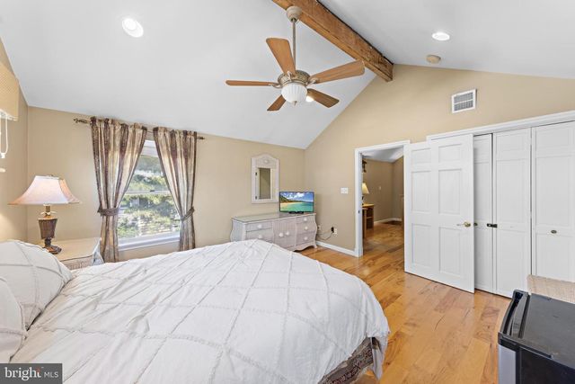 5 E VIRGINIA AVE, Long Beach Township, NJ 08008