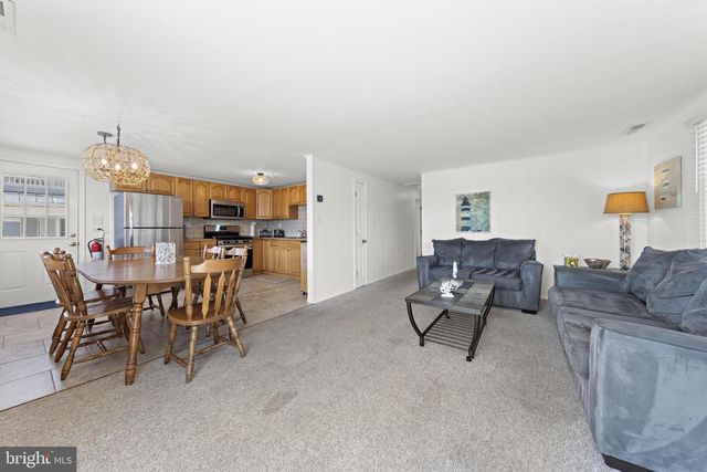 5 E VIRGINIA AVE, Long Beach Township, NJ 08008