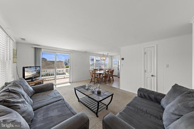 5 E VIRGINIA AVE, Long Beach Township, NJ 08008
