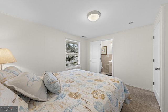 5 E VIRGINIA AVE, Long Beach Township, NJ 08008