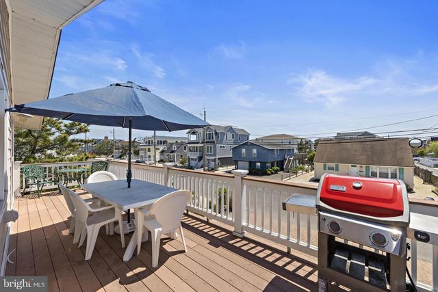 5 E VIRGINIA AVE, Long Beach Township, NJ 08008