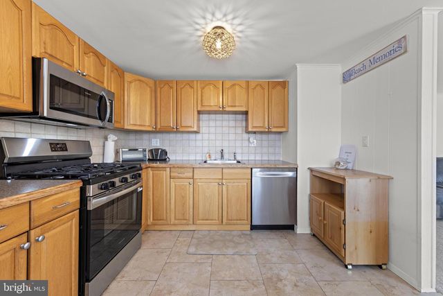 5 E VIRGINIA AVE, Long Beach Township, NJ 08008