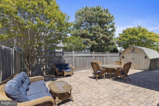 5 E VIRGINIA AVE, Long Beach Township, NJ 08008