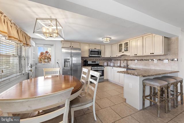 5 E VIRGINIA AVE, Long Beach Township, NJ 08008
