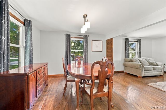11 Old Orchard Lane, Orchard Park, NY 14127