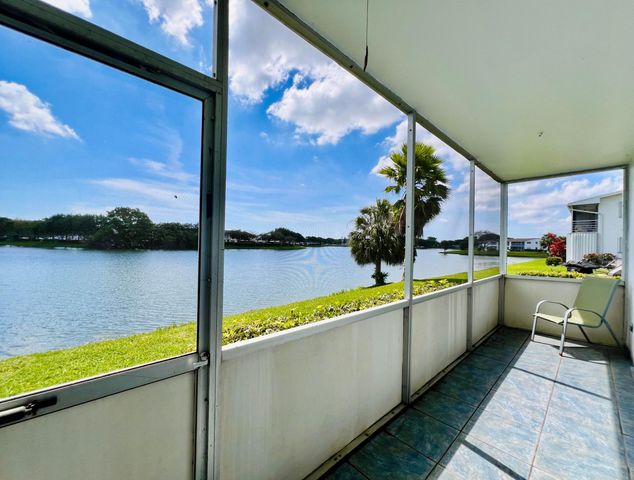 57 Chatham C, West Palm Beach, FL 33417
