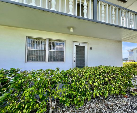 57 Chatham C, West Palm Beach, FL 33417