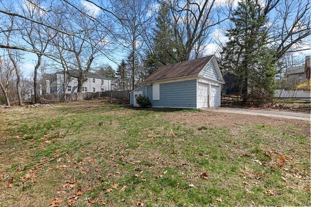 233 Highland Street, New Haven, CT 06511