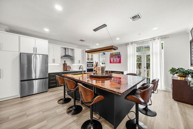 3281 Estancia Lane, Boynton Beach, FL 33435