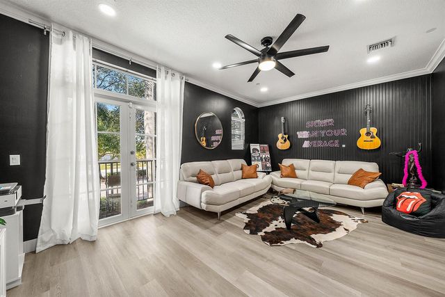 3281 Estancia Lane, Boynton Beach, FL 33435