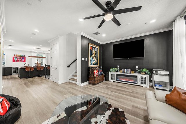 3281 Estancia Lane, Boynton Beach, FL 33435