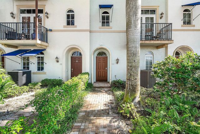 3281 Estancia Lane, Boynton Beach, FL 33435
