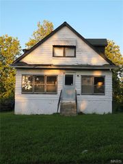 900 Ennis Avenue, Webster Groves, MO 63119