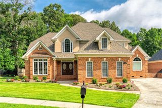 10405 Lady Grace Lane, Charlotte, NC 28270