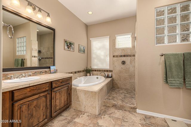 12498 W PALO BREA Lane, Peoria, AZ 85383