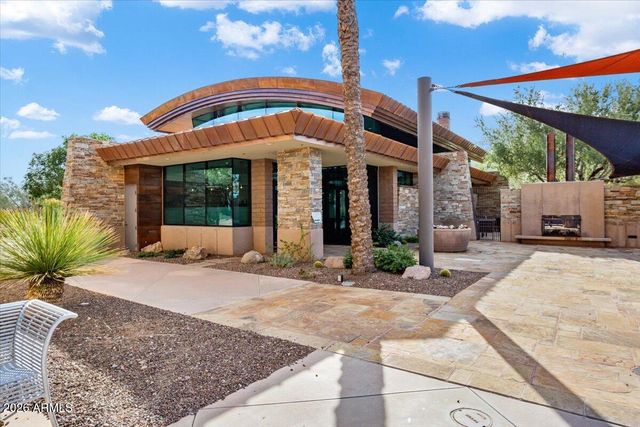 12498 W PALO BREA Lane, Peoria, AZ 85383