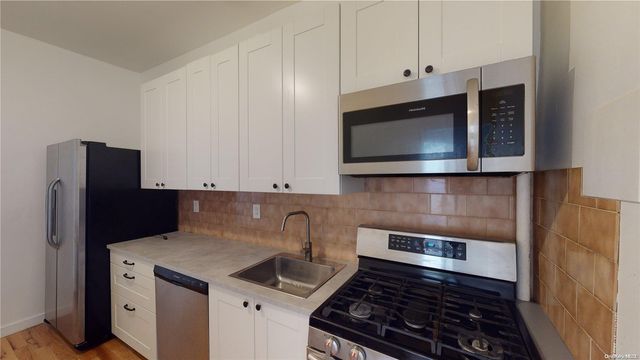 46 Sutton Street, Brooklyn, NY 11222