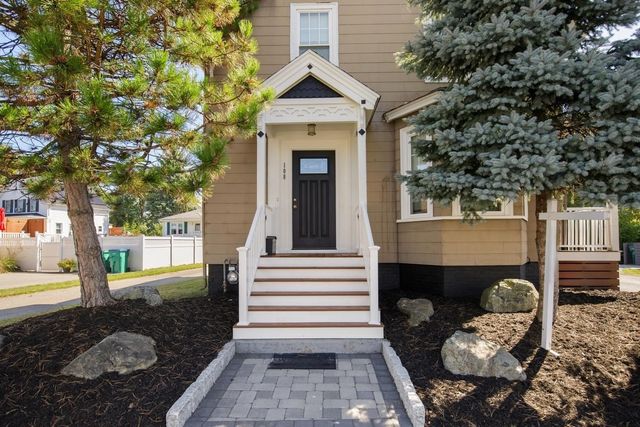 108 Maple St, Lynn, MA 01904