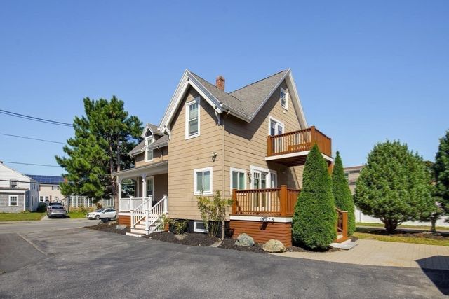 108 Maple St, Lynn, MA 01904