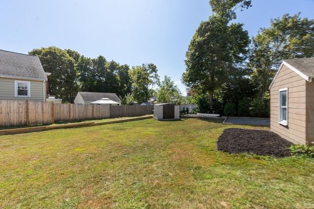 108 Maple St, Lynn, MA 01904