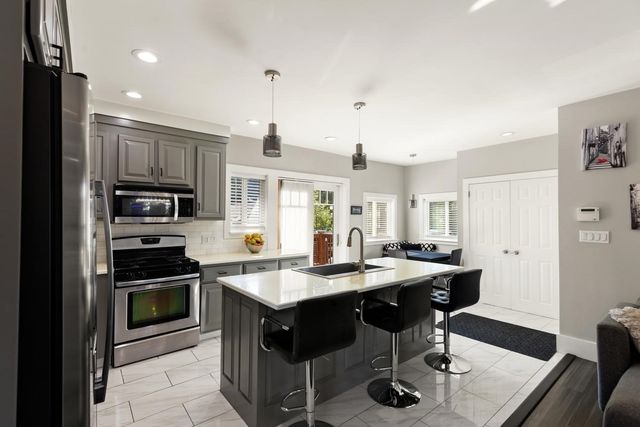 108 Maple St, Lynn, MA 01904