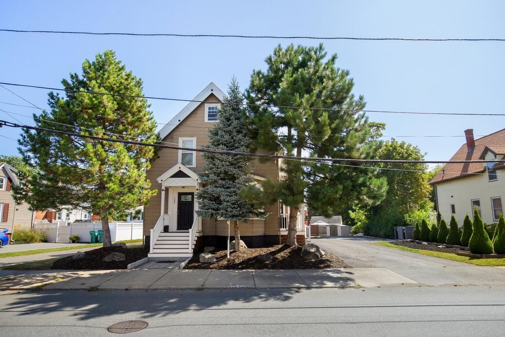 108 Maple St, Lynn, MA 01904