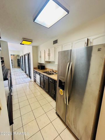 604 Briargate Walk Circle, Lafayette, LA 70503