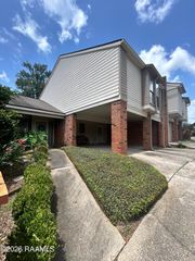 604 Briargate Walk Circle, Lafayette, LA 70503