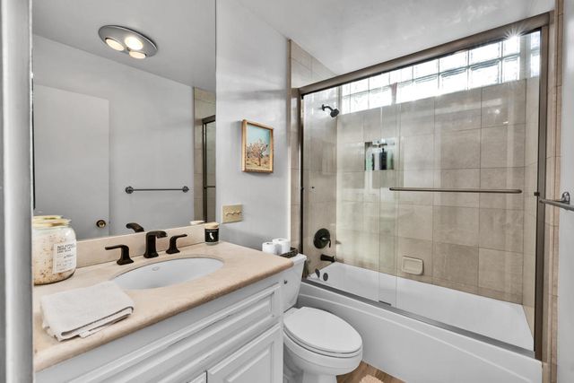 47760 Eisenhower Drive, La Quinta, CA 92253