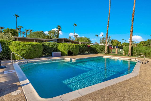 47760 Eisenhower Drive, La Quinta, CA 92253