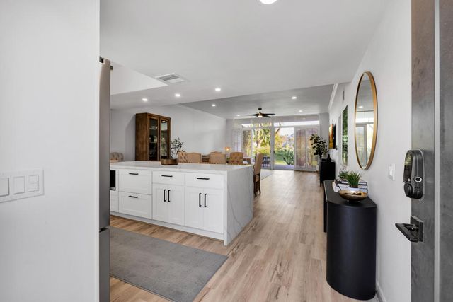 47760 Eisenhower Drive, La Quinta, CA 92253