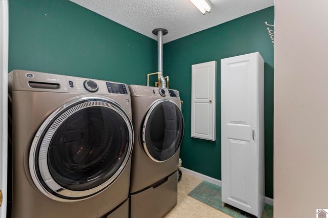 1532 Oak Park Blvd., Calvert City, KY 42029