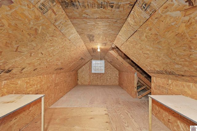 1532 Oak Park Blvd., Calvert City, KY 42029