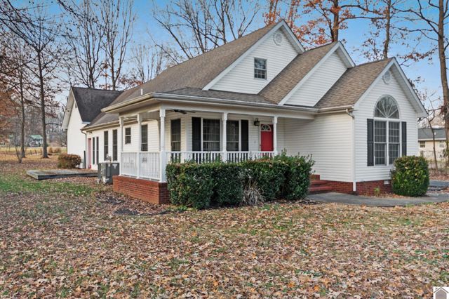 1532 Oak Park Blvd., Calvert City, KY 42029