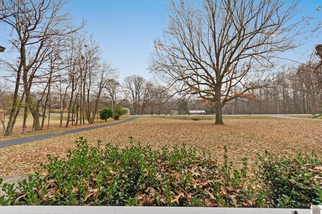 1532 Oak Park Blvd., Calvert City, KY 42029