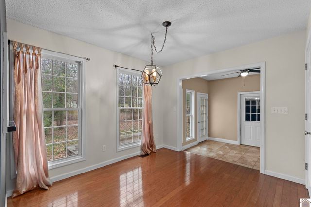 1532 Oak Park Blvd., Calvert City, KY 42029