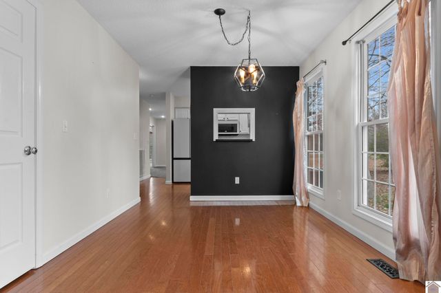 1532 Oak Park Blvd., Calvert City, KY 42029