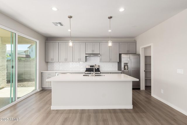 6568 N 15TH Drive, Phoenix, AZ 85015