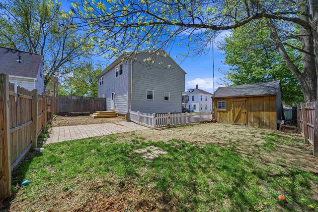594 Dix Street, Manchester, NH 03103