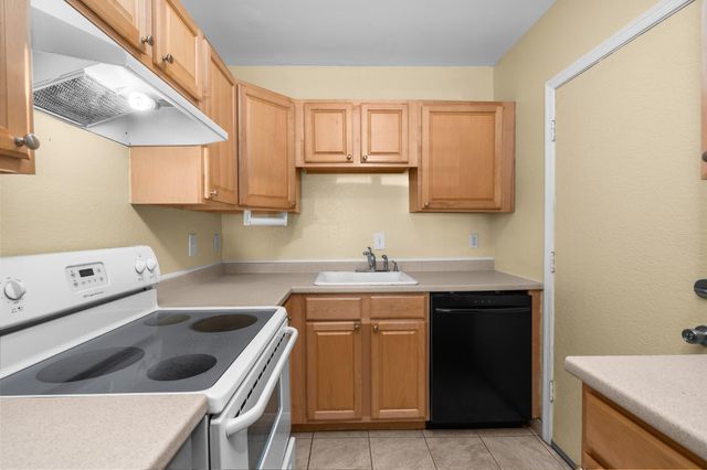 2171 NE 66th Street 812, Fort Lauderdale, FL 33308